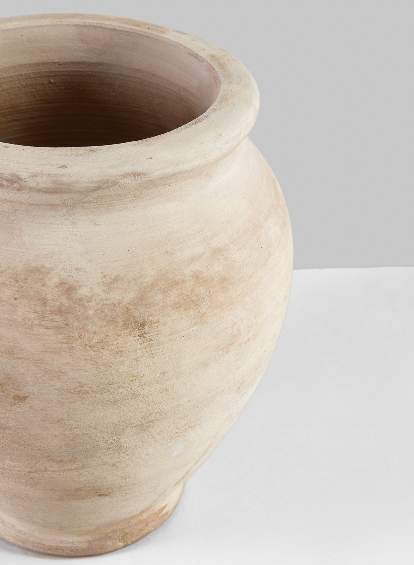 8.5in Tall Petra Aged White Wash Clay Amphora URN Decor Jamali Garden