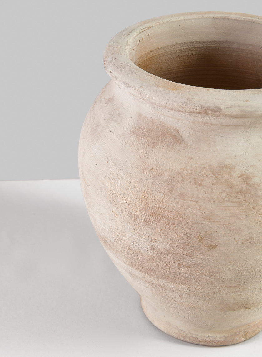 8.5in Tall Petra Aged White Wash Clay Amphora URN Decor Jamali Garden