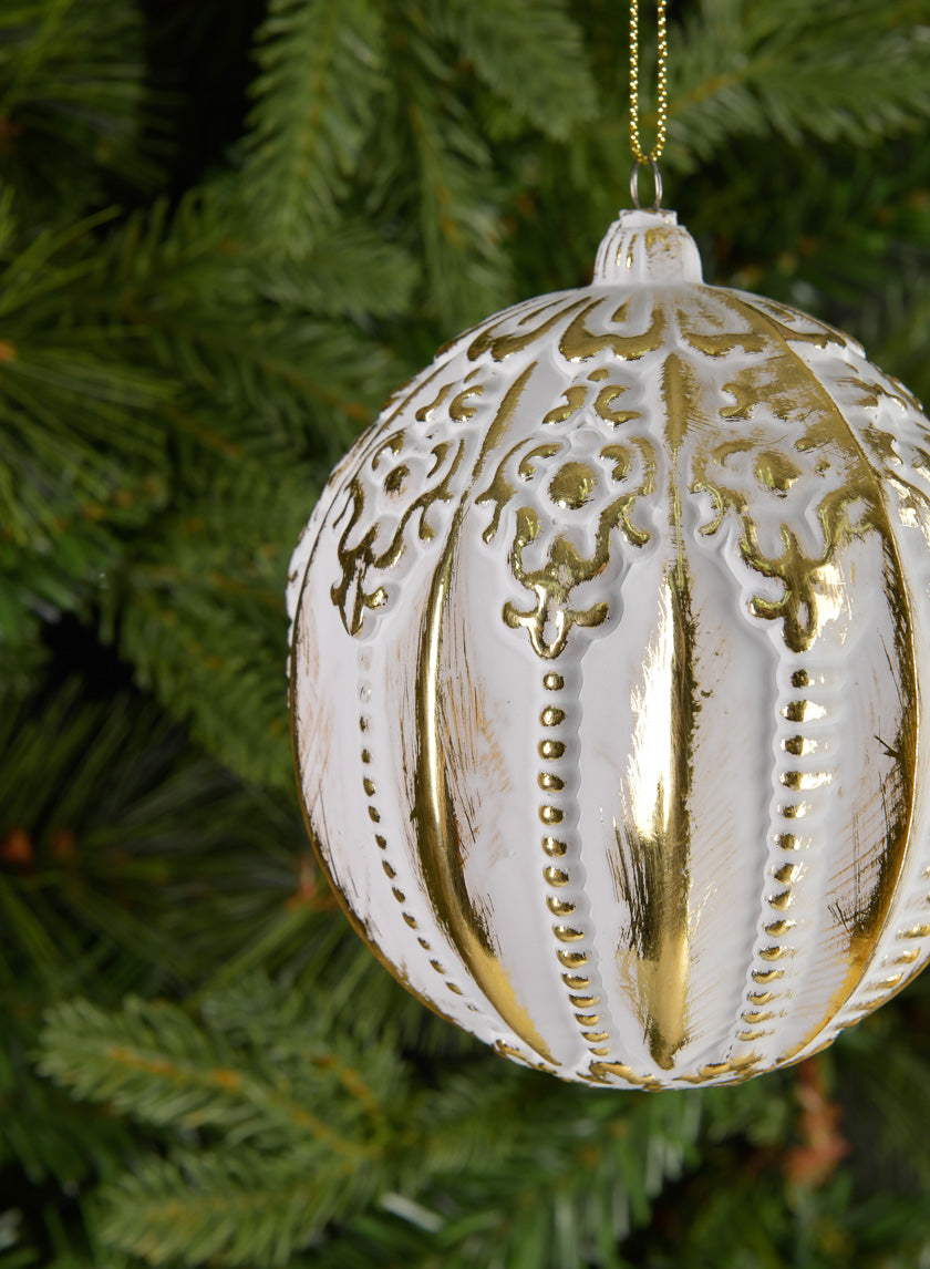 4in Round Royal Etched Gold White Plastic Ornament Decor Jamali Garden