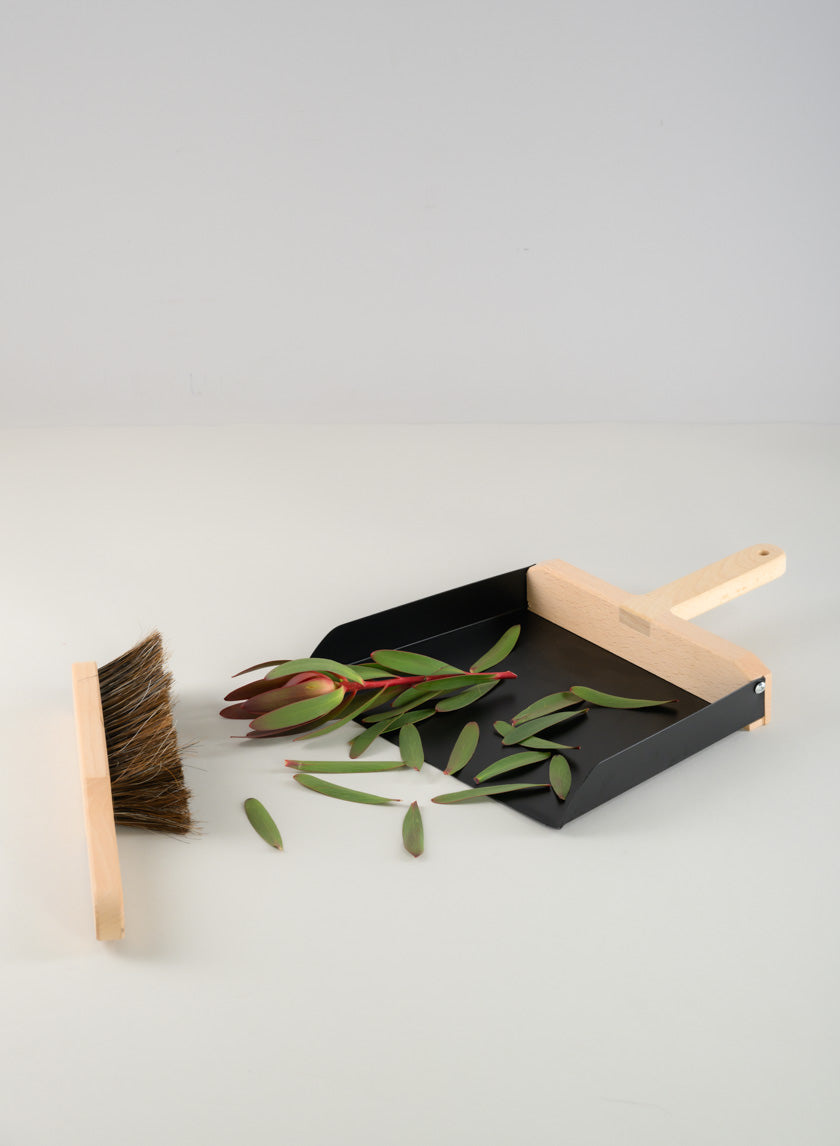 Dust Pan & Brush Set - With Magnets Decor Jamali Garden