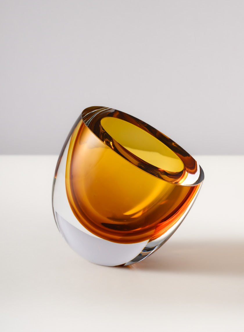 5in Tall Norvege Clear and Amber Glow Hand blown Artiste Glass Vase Decor Jamali Garden