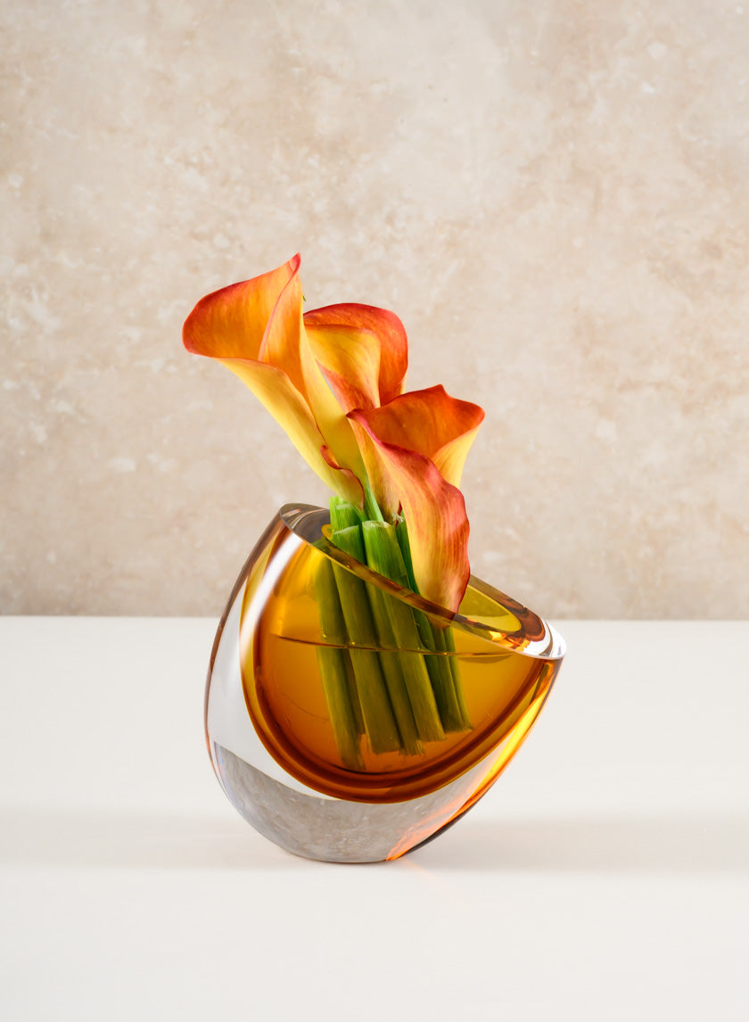 5in Tall Norvege Clear and Amber Glow Hand blown Artiste Glass Vase Decor Jamali Garden