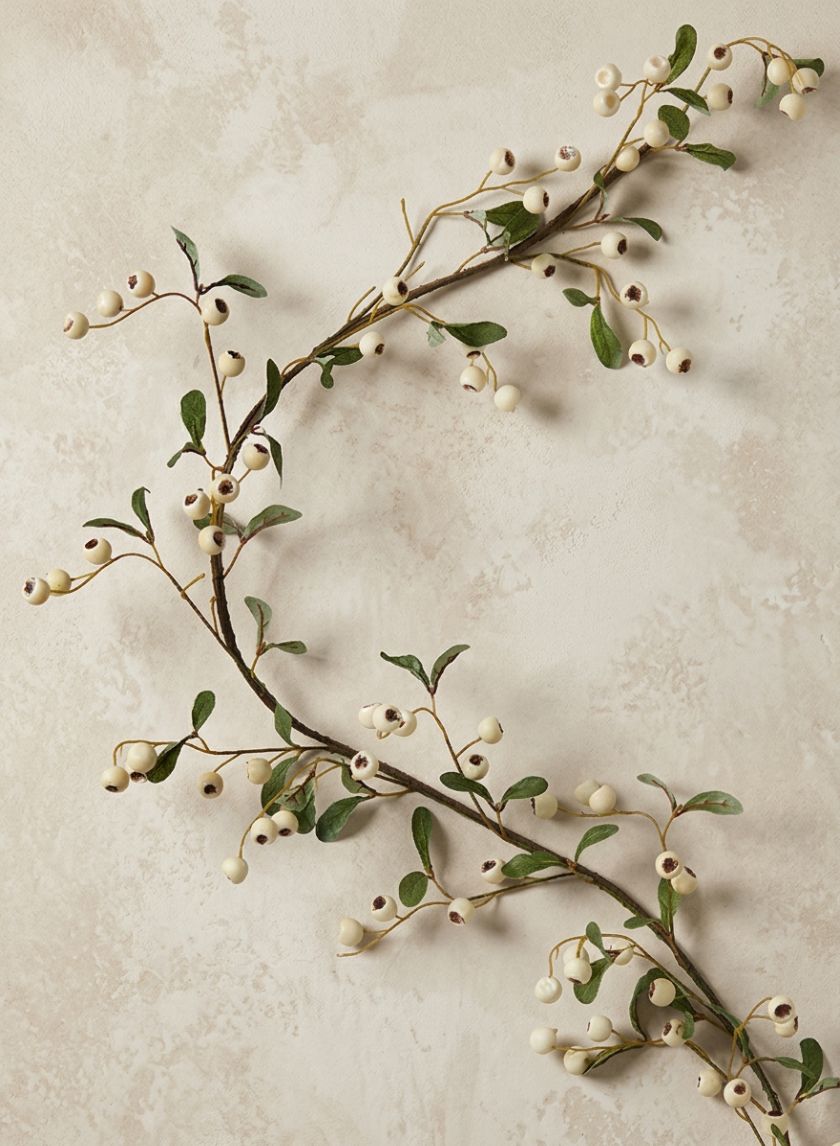 5ft Long White Berry Garland, Case of 4 Decor Jamali Garden