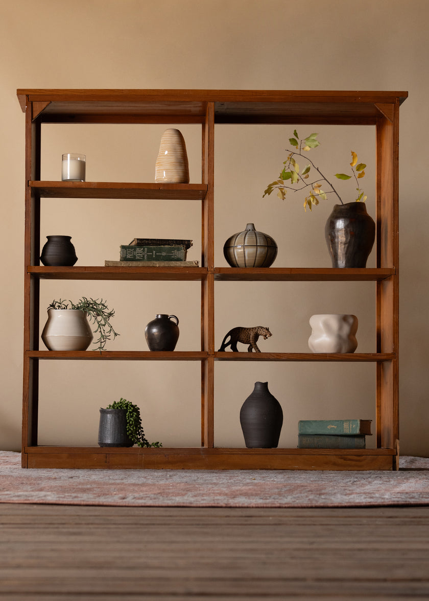 9in Tall Imari Aged Black Artisan Vase Decor Jamali Garden