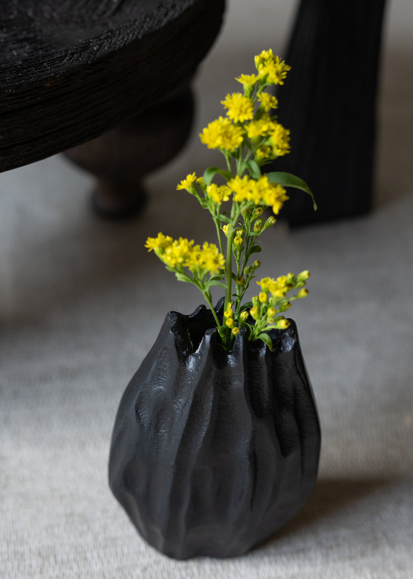 Aluminum Cosmos Black Bark Look Vase Decor Jamali Garden