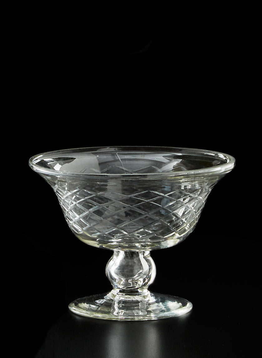 6in Wide Diamond Cut Glass Pedestal Bowl Decor Jamali Garden