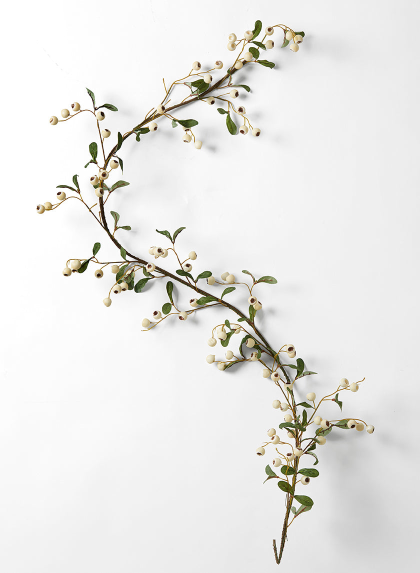 5ft Long White Berry Garland, Case of 4 Decor Jamali Garden