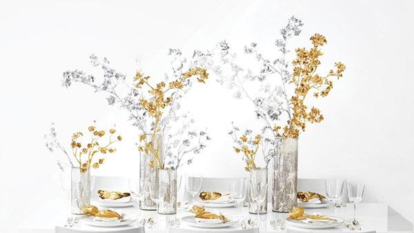 silver and gold modern wedding tablescape