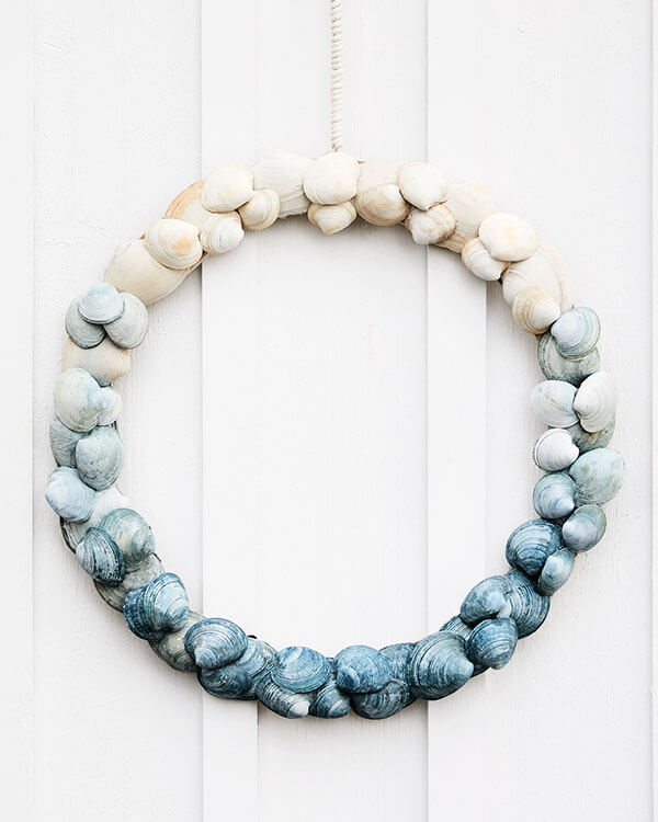 blue ombré seashell wreath made with natural cabbage dye