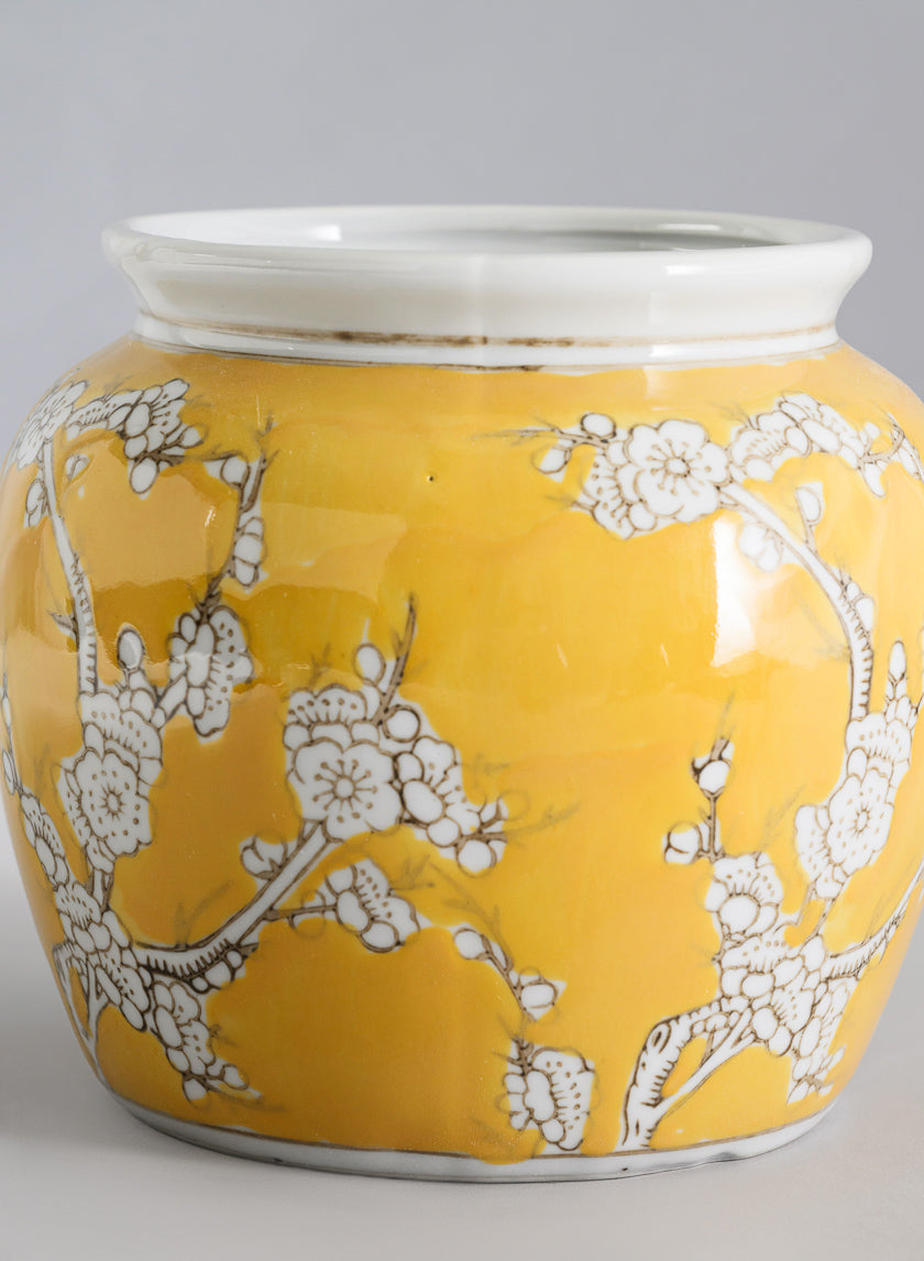 6in Tall Ming Safron Bell Ceramic Vase Decor Jamali Garden