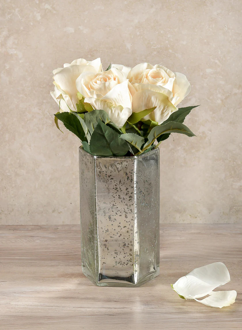 A Dozen Cream Roses Bouquet – Jamali Garden A Dozen Cream Roses Bouquet – Jamali Garden