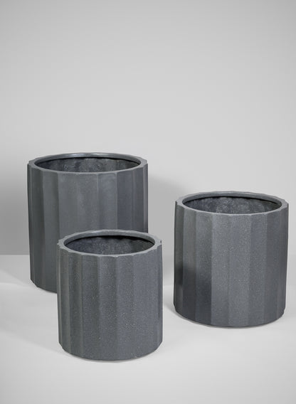 Oreon All Weather Light Weight Speckle Black Polyresin Cylinder Planters Decor Jamali Garden