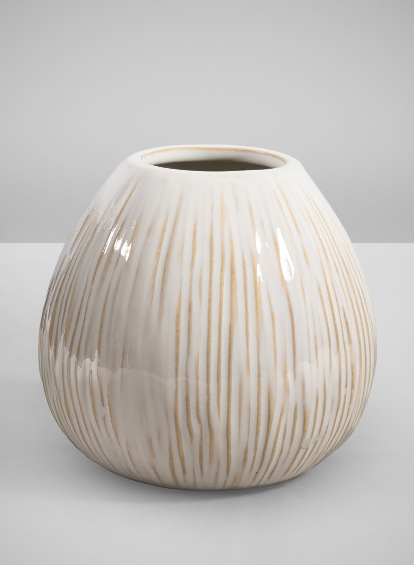 4.5in Tall Faro Aged White Ceramic Vase Decor Jamali Garden