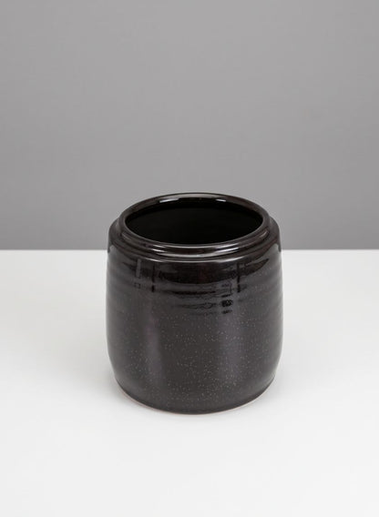 5.5in Tall Toulouse Black Cachepot