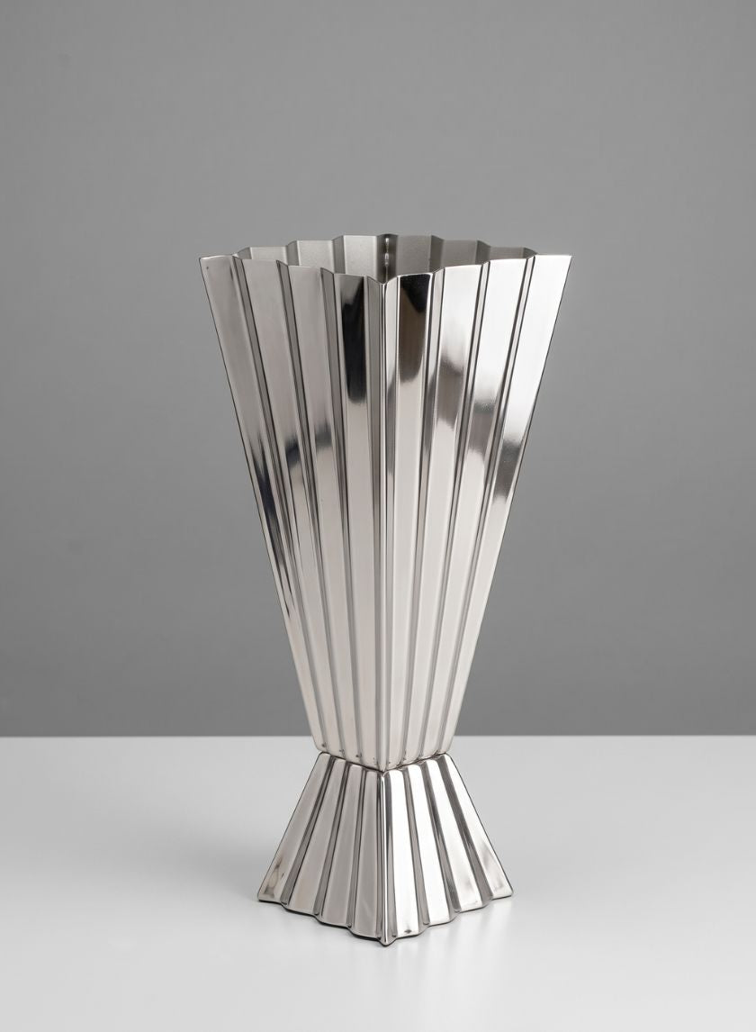 10in Tall Laila Stainless Steel Centerpiece Vase Decor Jamali Garden