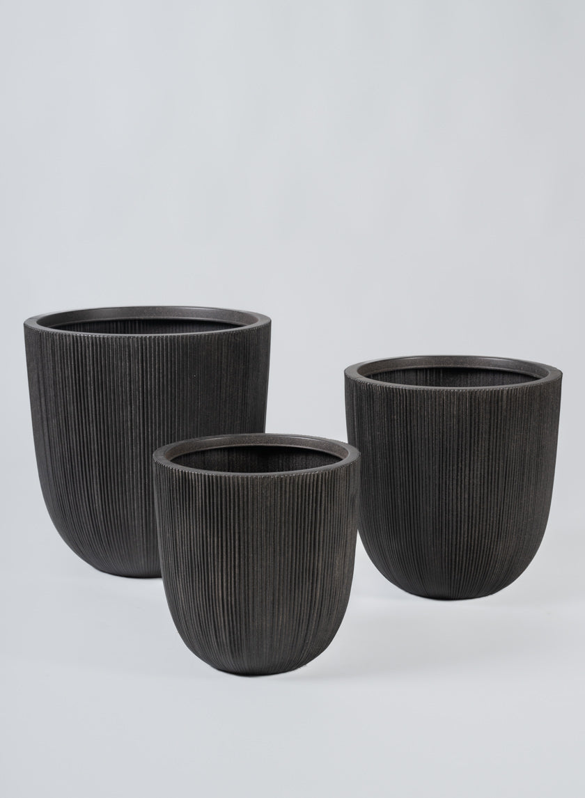 Sierra Aged Black Real Look PVC Planter Decor Jamali Garden