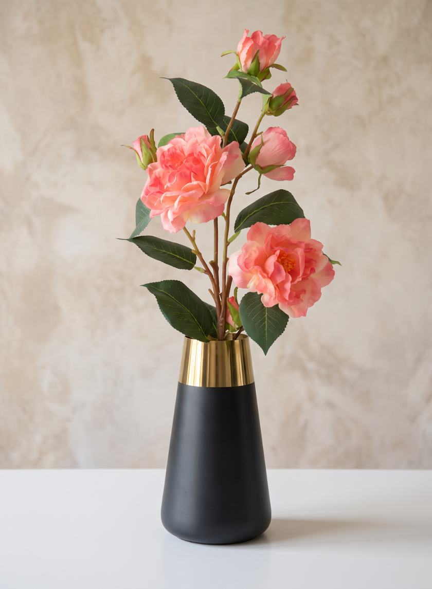 Zaragoza Stainless Steel Black &amp; Gold Vase Decor Jamali Garden