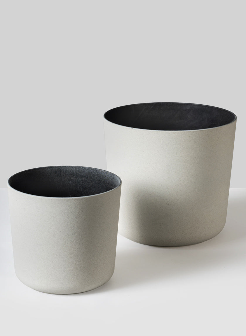 Jardin White Plastic Pot Decor Jamali Garden