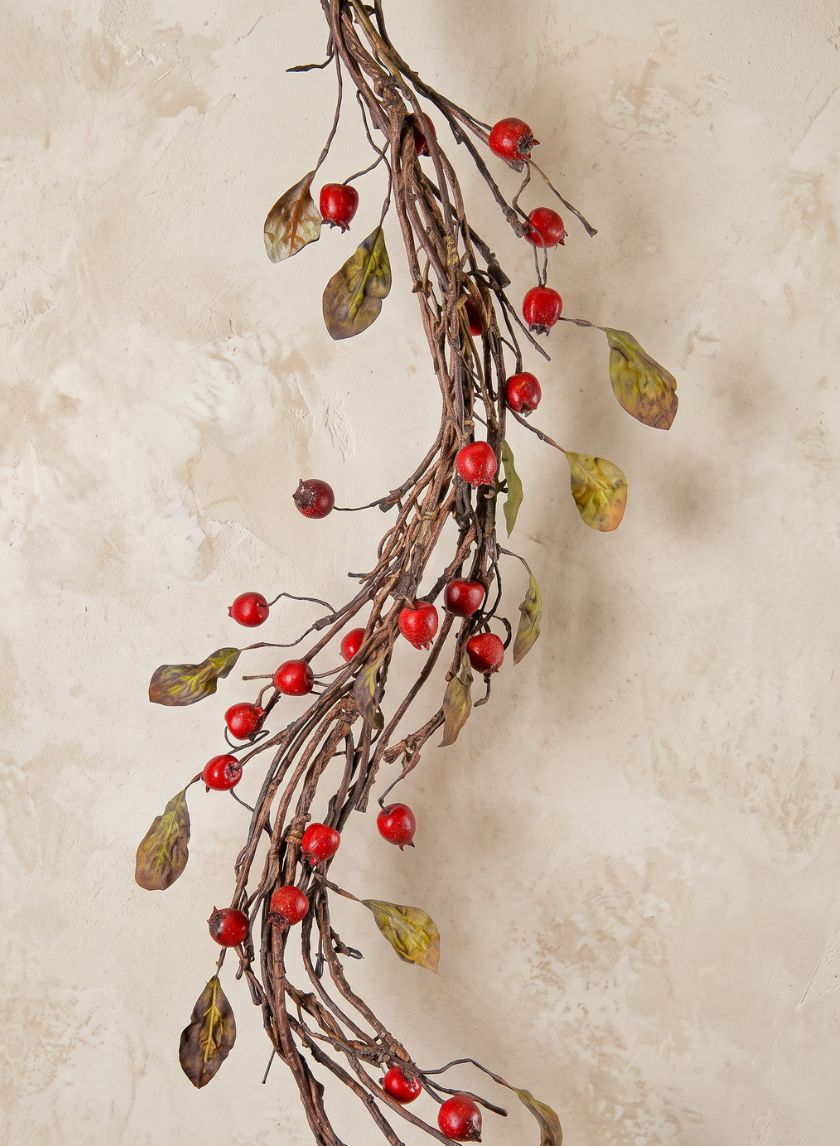 55in Long Red Berry Vine Garland, Case of 6 Decor Jamali Garden
