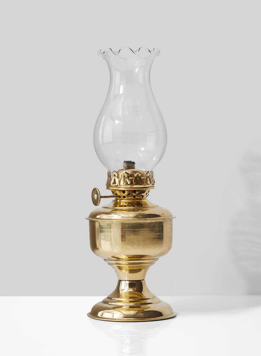 9.5in Tall Heritage Brass Table Oil Lamp Decor Jamali Garden